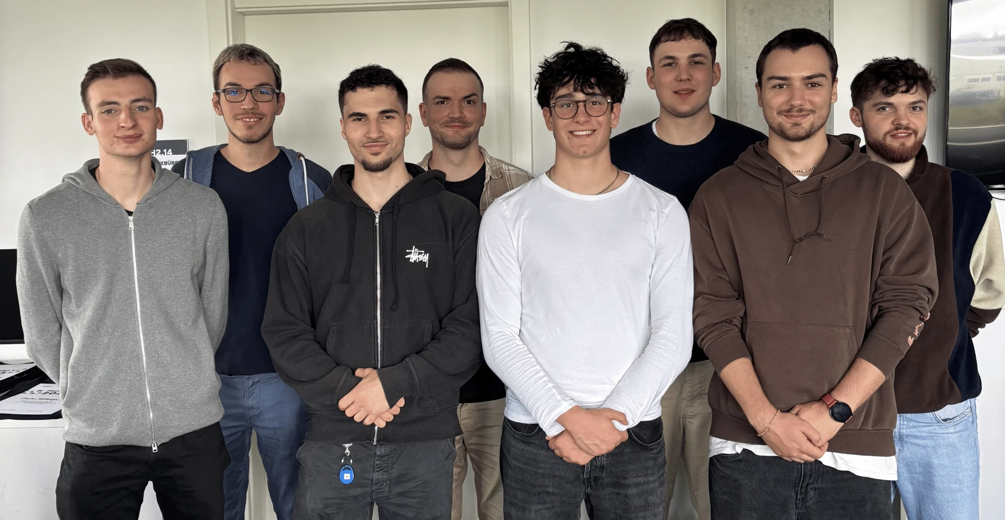 Gruppenbild Azubis und Studenten 2025