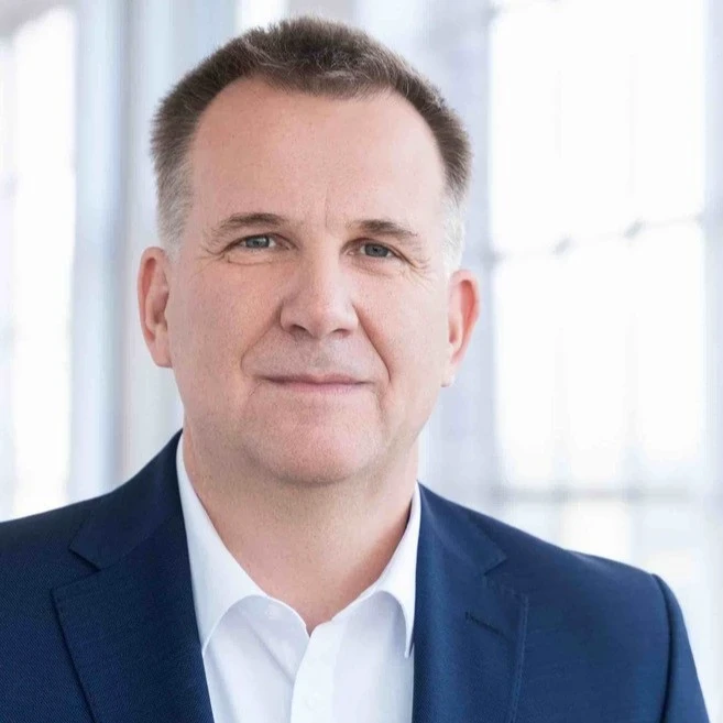 Portraitbild von Dieter Wei&szlig;haar, Mitgleid des Beirats bei SPIRIT/21