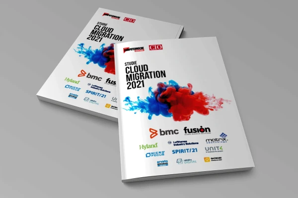 Ein Stapel aus zwei Studienb&auml;nden | SPIRIT/21