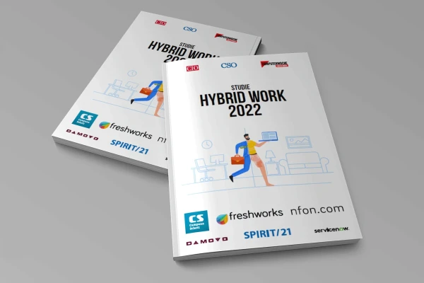 Ein Stapel aus zwei Studienb&auml;nden | SPIRIT/21